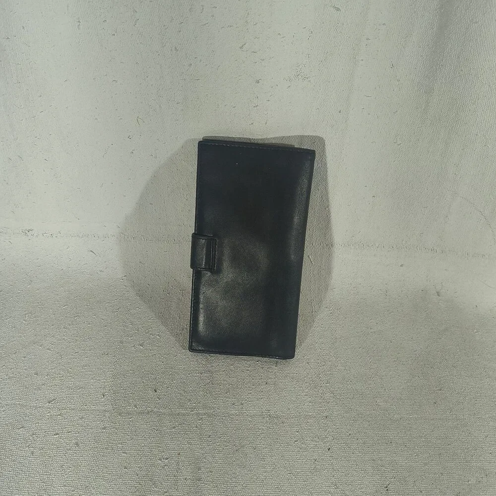Sak black leather